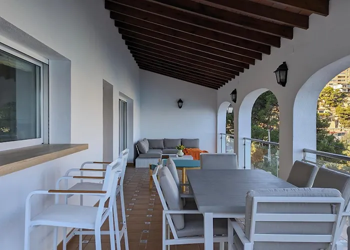 La Casa De Los Arcos